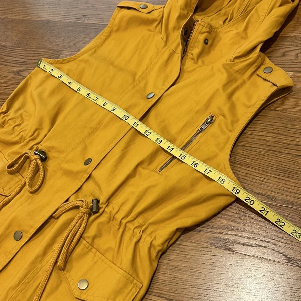 Zenana Outfitters Utility Vest. Small. New with tags - Picture 9 of 17